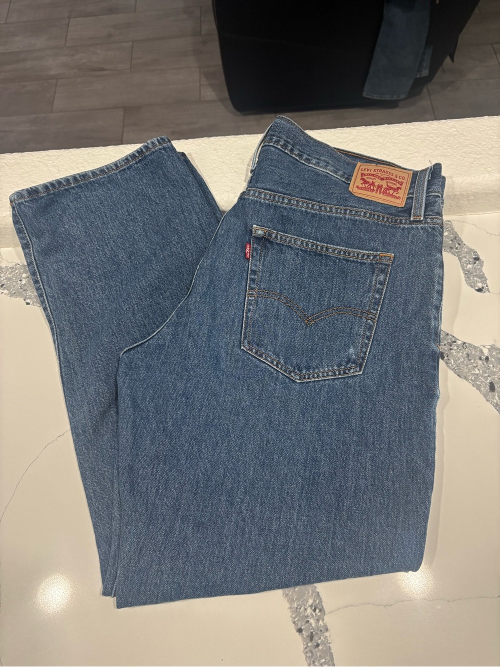 Levi’s 94 baggy jeans size 33 inseam is 30 inches like new